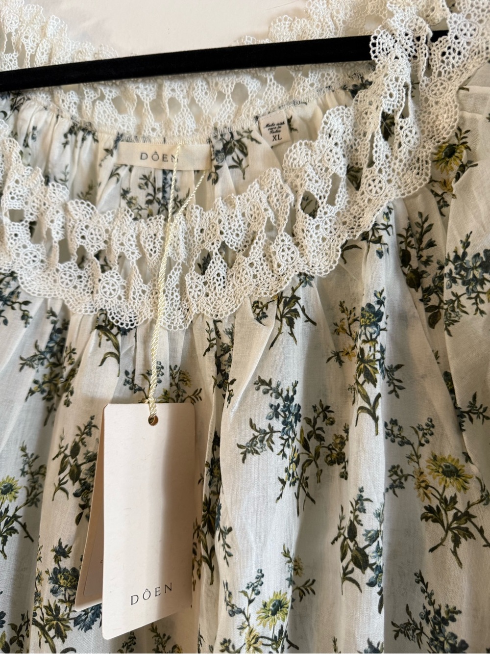 Doen Donelle Nightgown in Creme Fleur Du Palais - Picture 3 of 9